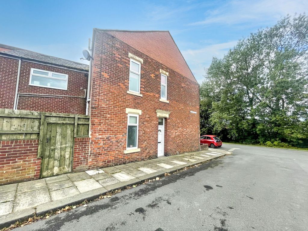 Property photo 3 of 3