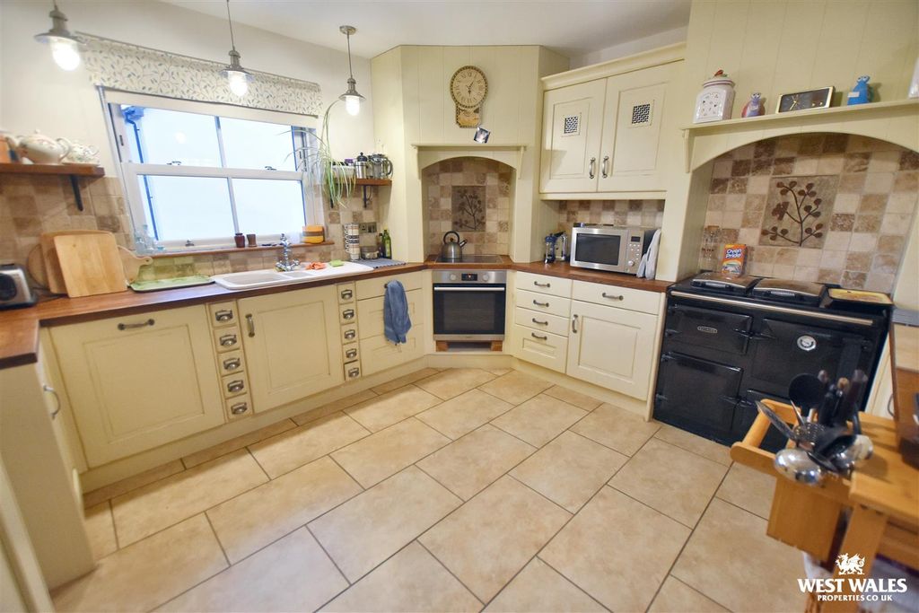 Property photo 3 of 30 13 (69).Jpg