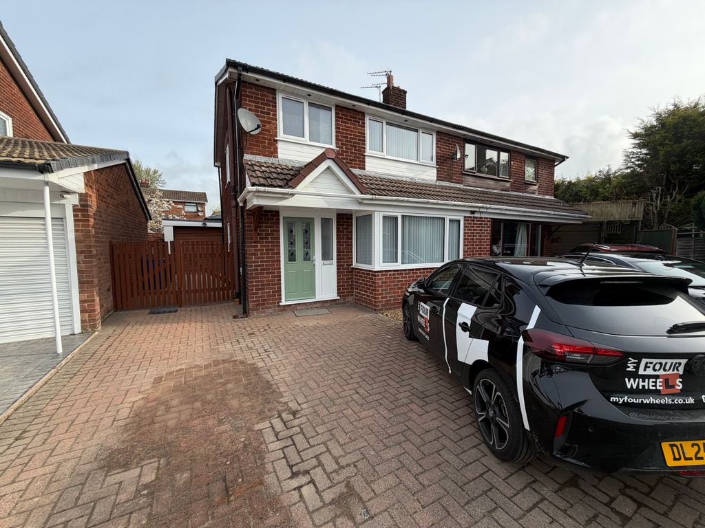 Property photo 1 of 20