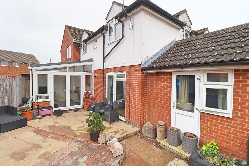 Mundon Road, Braintree CM7, 3 bed detached house for sale, £250,000 ...