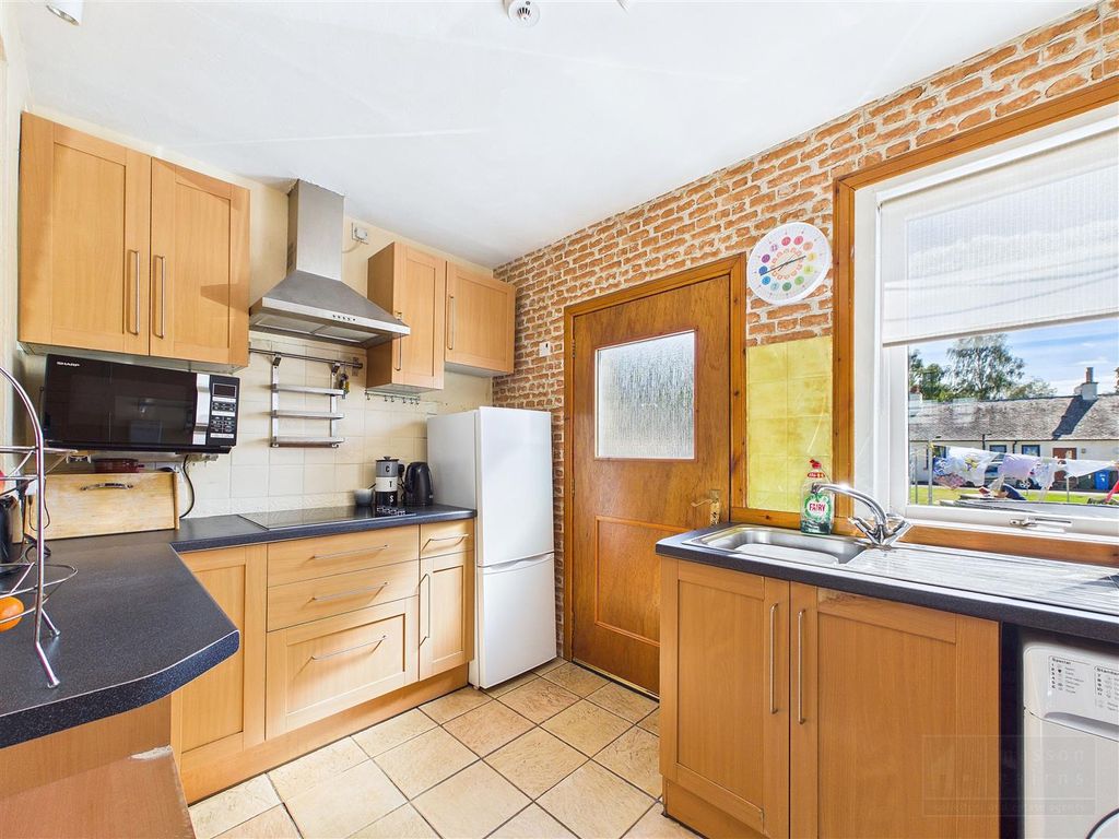 Property photo 2 of 19 Open Plan Living / Dining / Kitchen