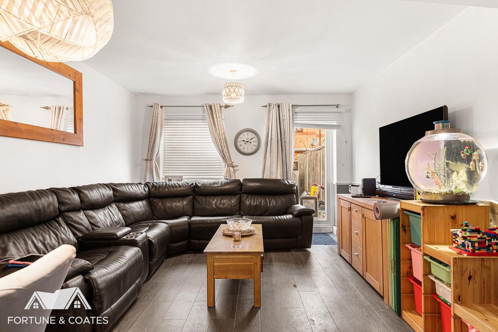 Property photo 3 of 14 Standrewsmeadow_8.Jpg