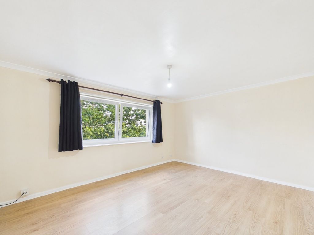 Property photo 2 of 12 Picture No. 04