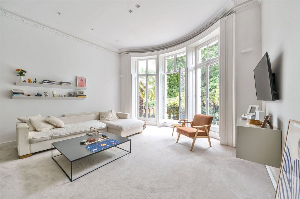 Property photo 1 of 13 Reception Room