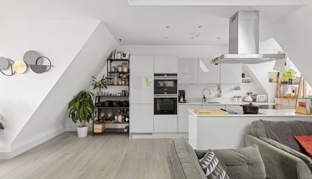 Property photo 3 of 18 094A6635
