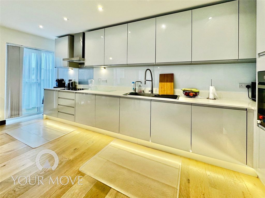 Property photo 2 of 18 #Yourmovedartford