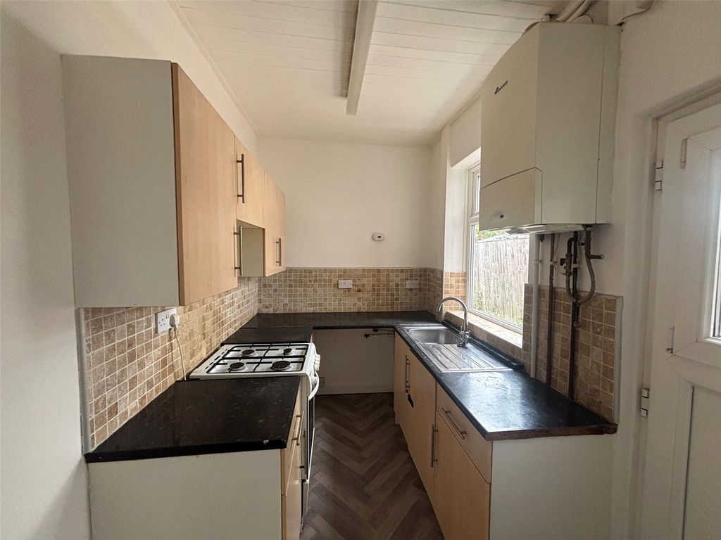 Property photo 2 of 13 Kitchen