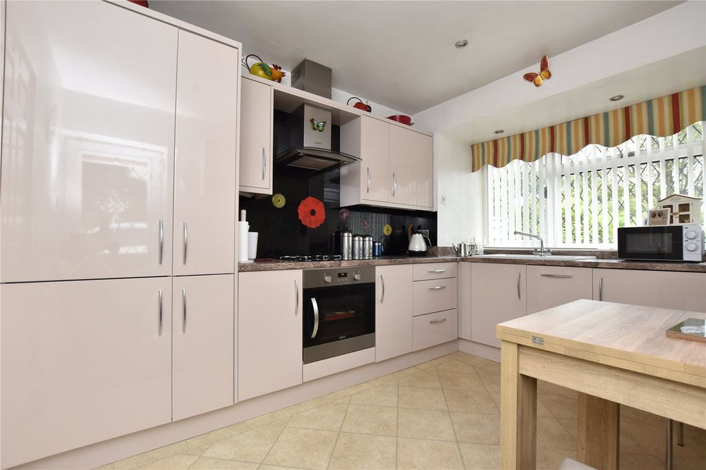 Property photo 2 of 18 Picture No. 03