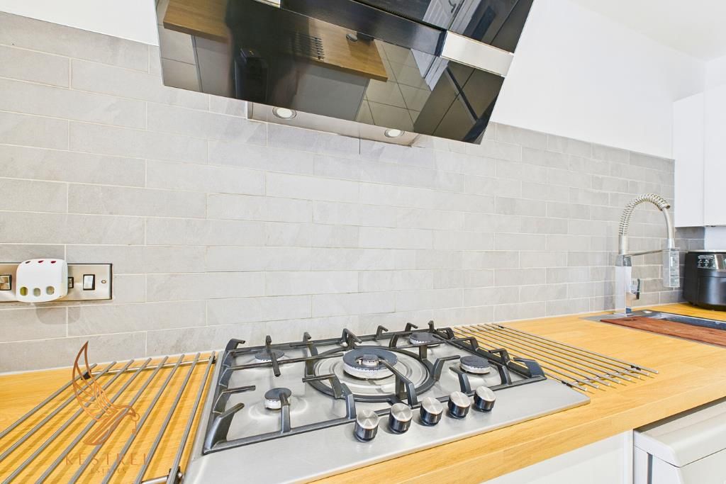 Property photo 3 of 25 2.Png