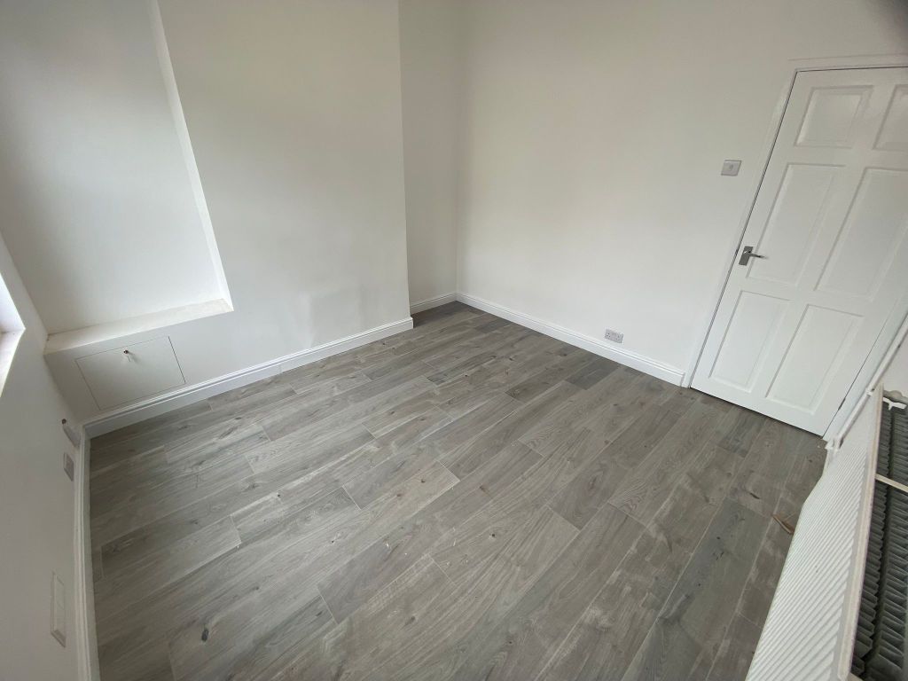Property photo 3 of 12 Image