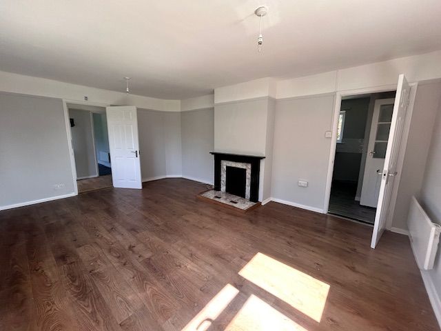 Property photo 3 of 9 Image