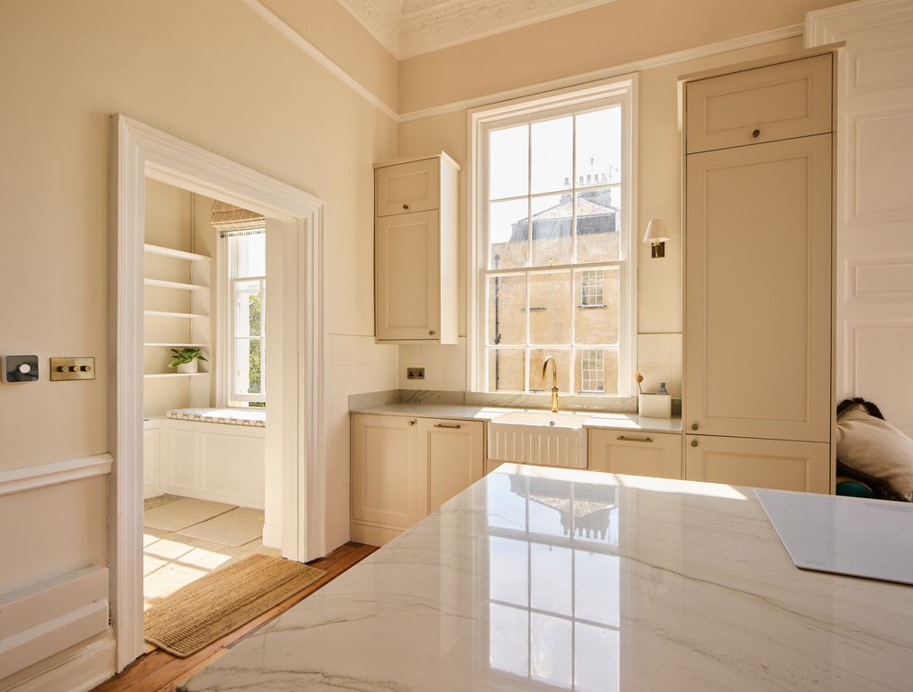 Property photo 3 of 14 Natural Light