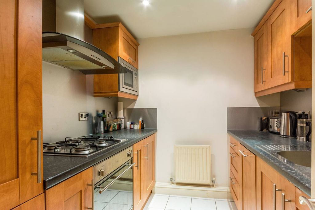 Property photo 1 of 4