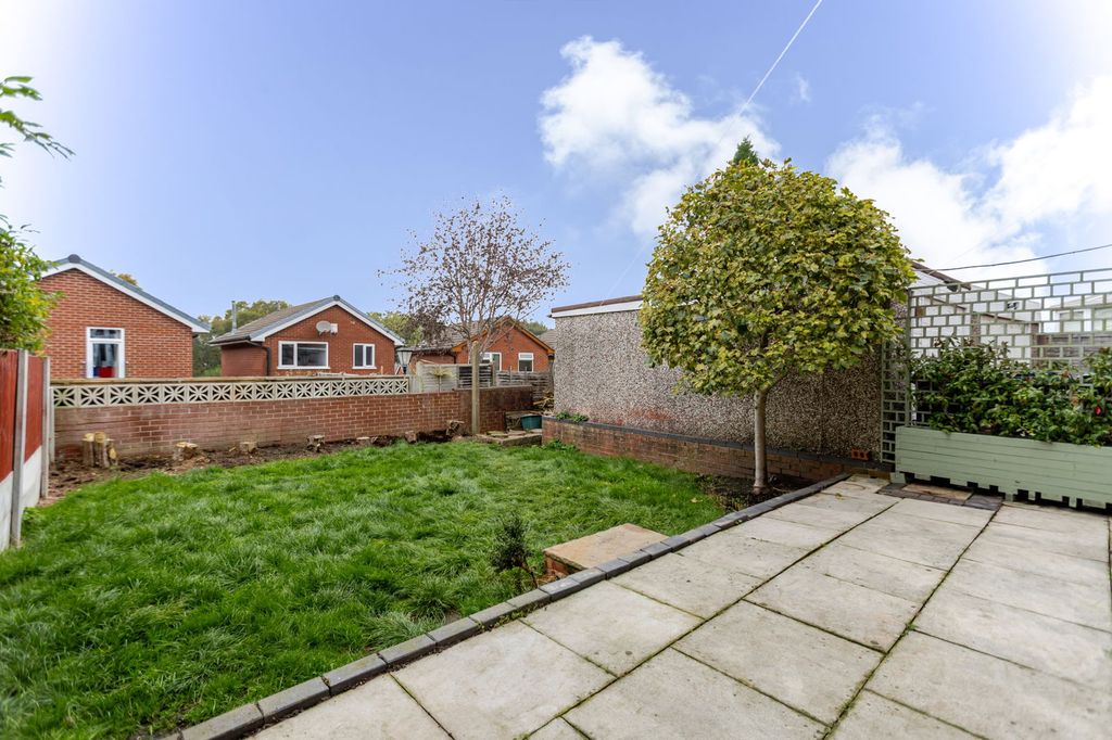 Property photo 3 of 21