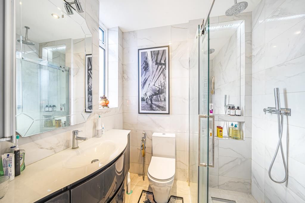 Property photo 3 of 19 Photos1