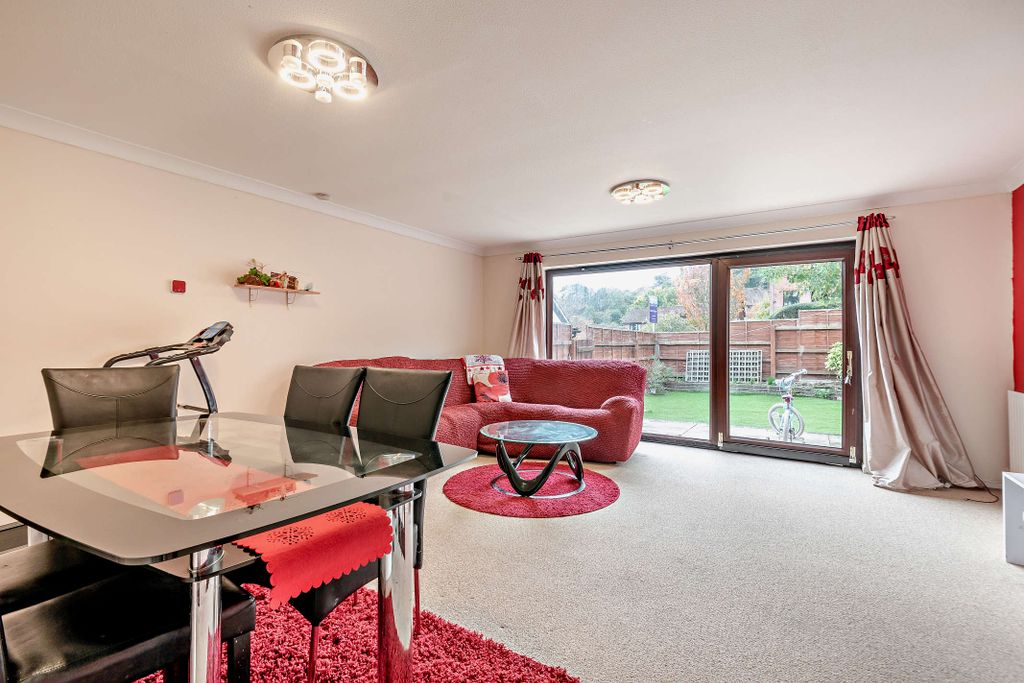 Property photo 2 of 19