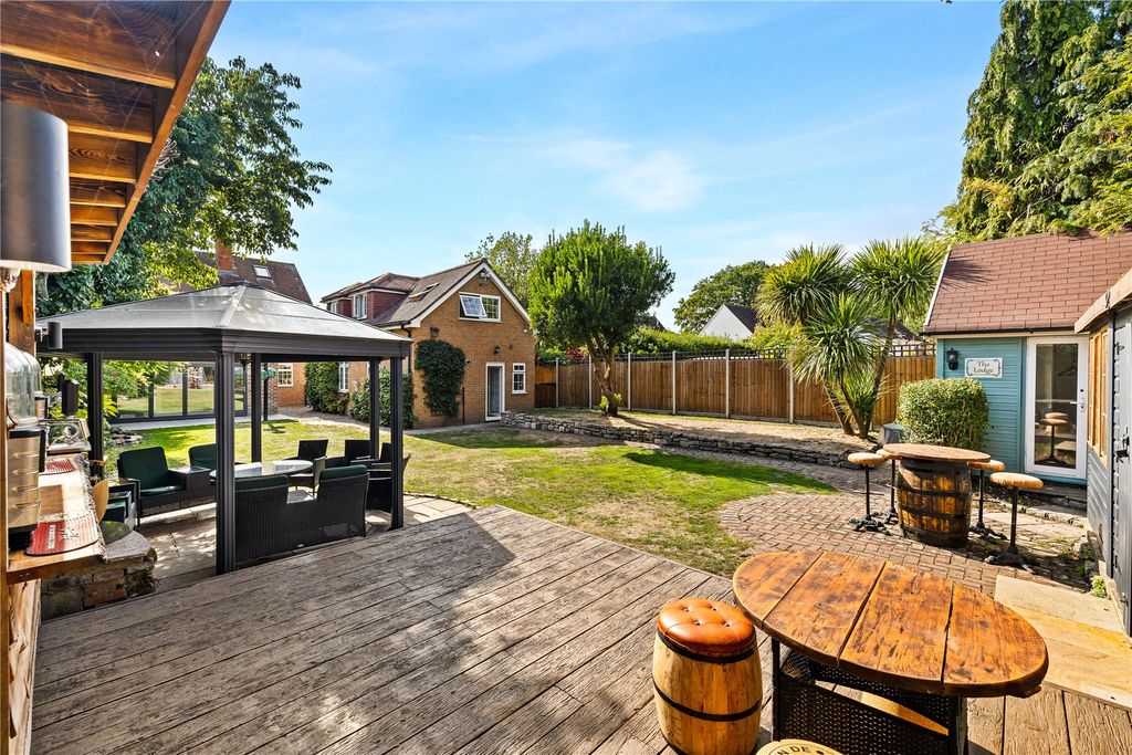 Property photo 3 of 64 Picture No. 32