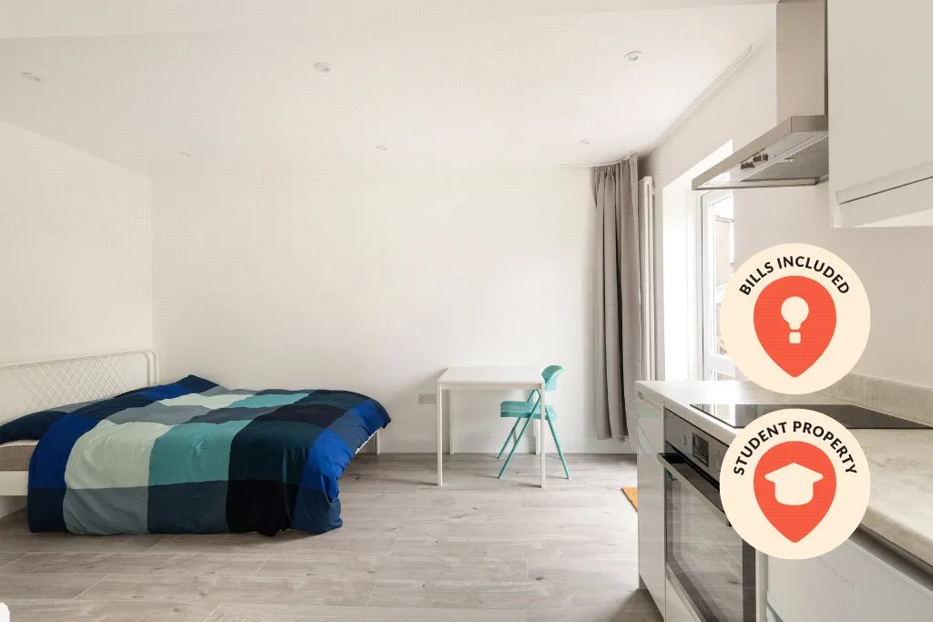 Doncaster Road, Bristol, Somerset BS10 - View 3