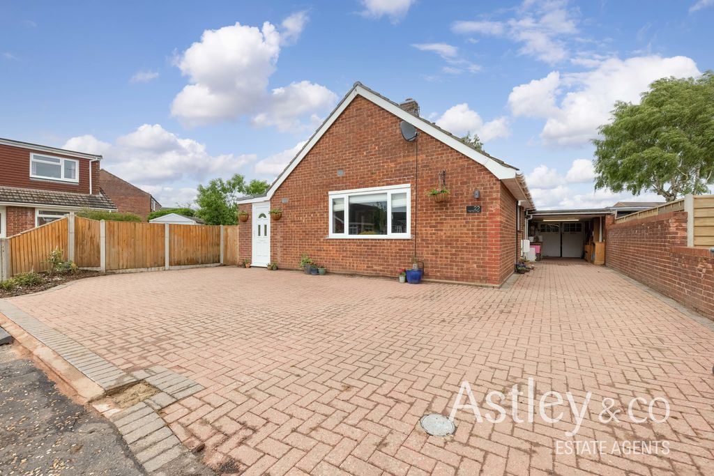 Property photo 1 of 17 Front