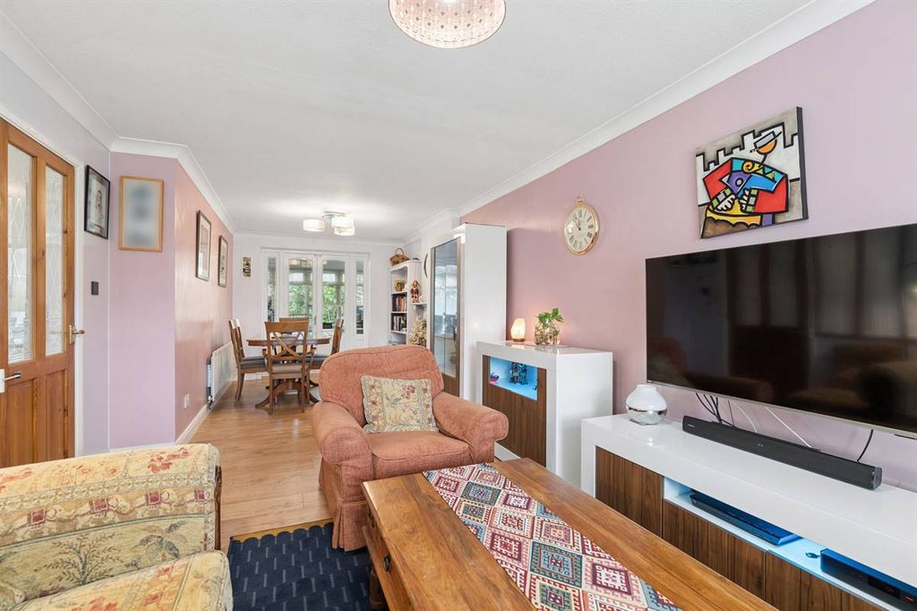 Property photo 3 of 24
