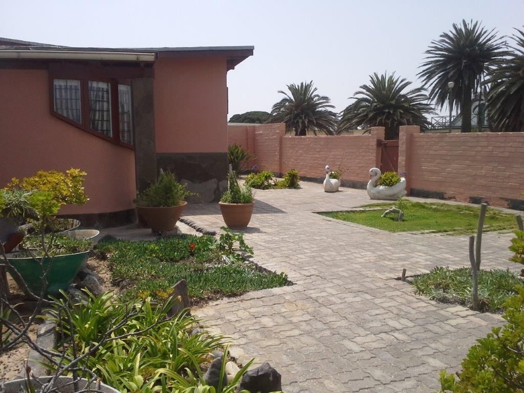Property photo 1 of 11
