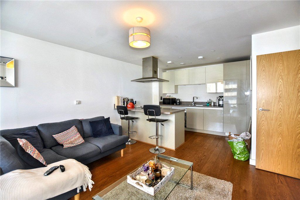 Property photo 3 of 17 Picture No. 16