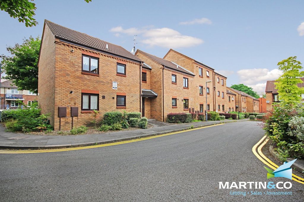 Property photo 1 of 5