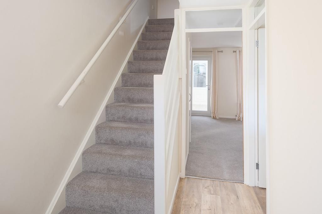 Property photo 2 of 16 Stairs.Jpg