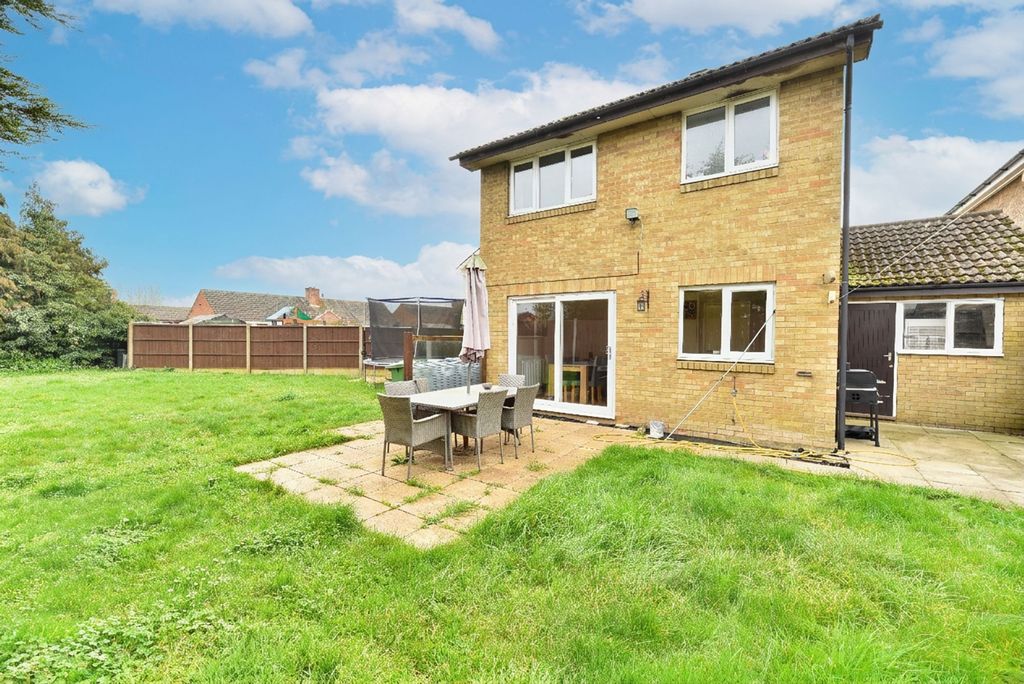 Property photo 2 of 14