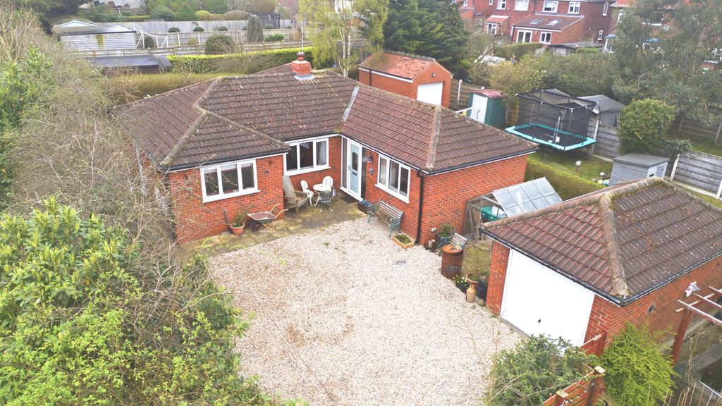 Property photo 1 of 20 Lavendergrove001