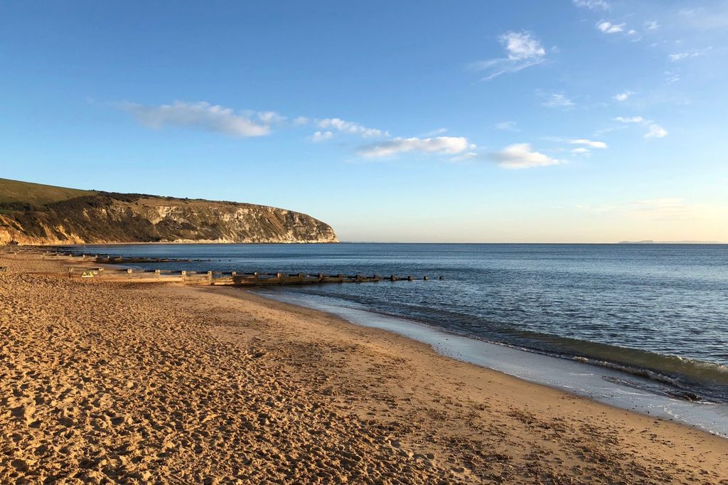 Property photo 2 of 10 Within 200m Of The Beach