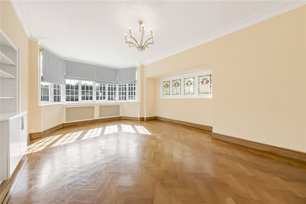 Property photo 2 of 25 Picture No. 39