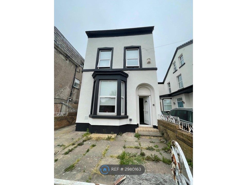 Property photo 1 of 4