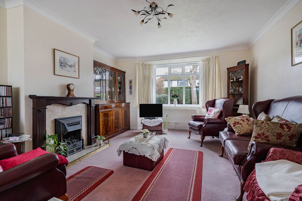 Property photo 3 of 17