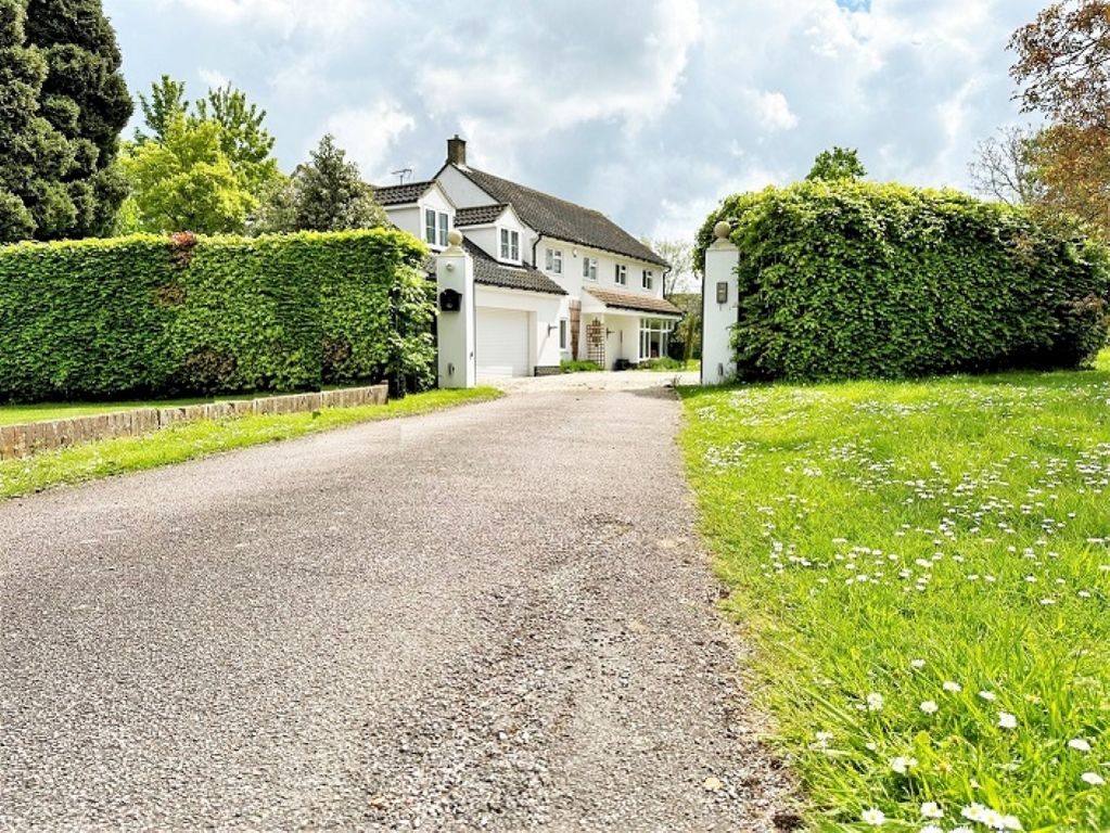 Property photo 1 of 21