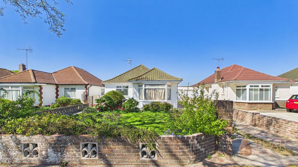 Property photo 1 of 12