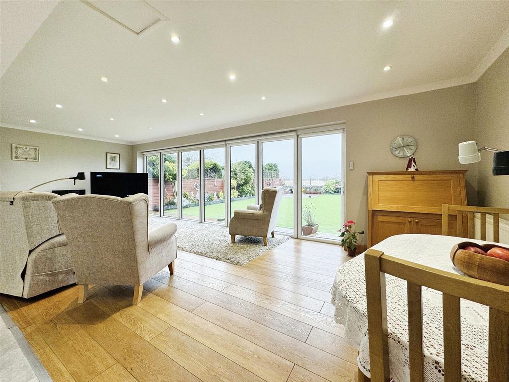 Property photo 2 of 19 Img_2541.Jpg