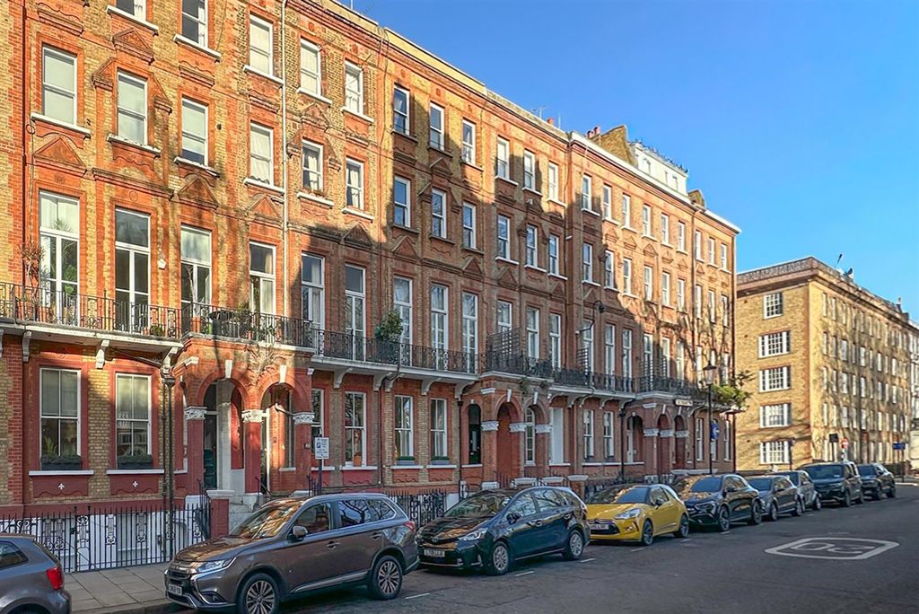 Property photo 1 of 16 01-45_Nevern_Square_Sw5.Jpg