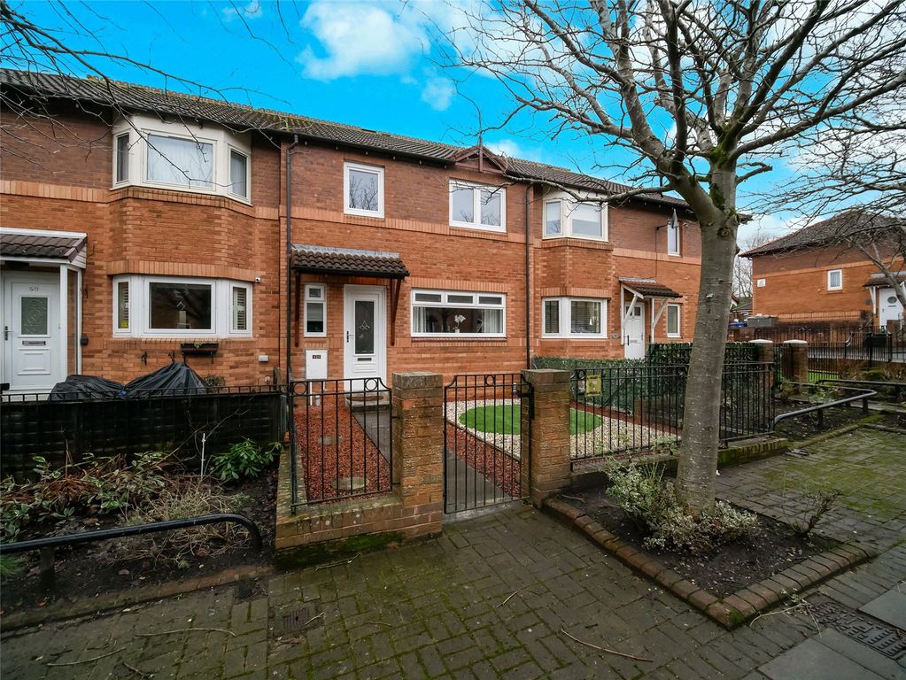 Property photo 1 of 20 Front