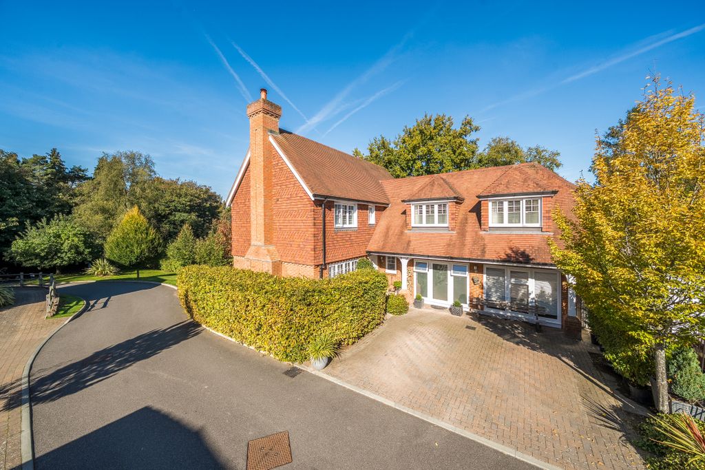 Property photo 1 of 15