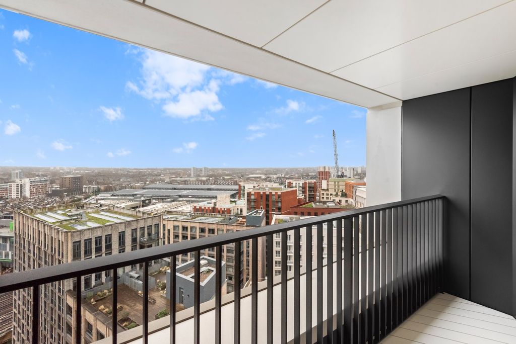 Property photo 3 of 9