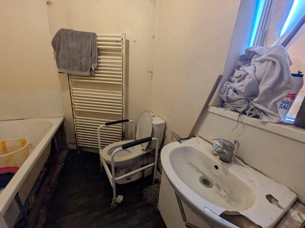 Property photo 3 of 6 4_.Jpg