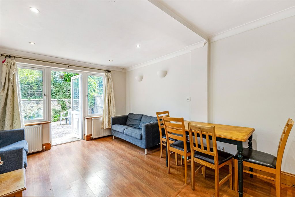 Property photo 1 of 17 Picture No. 20
