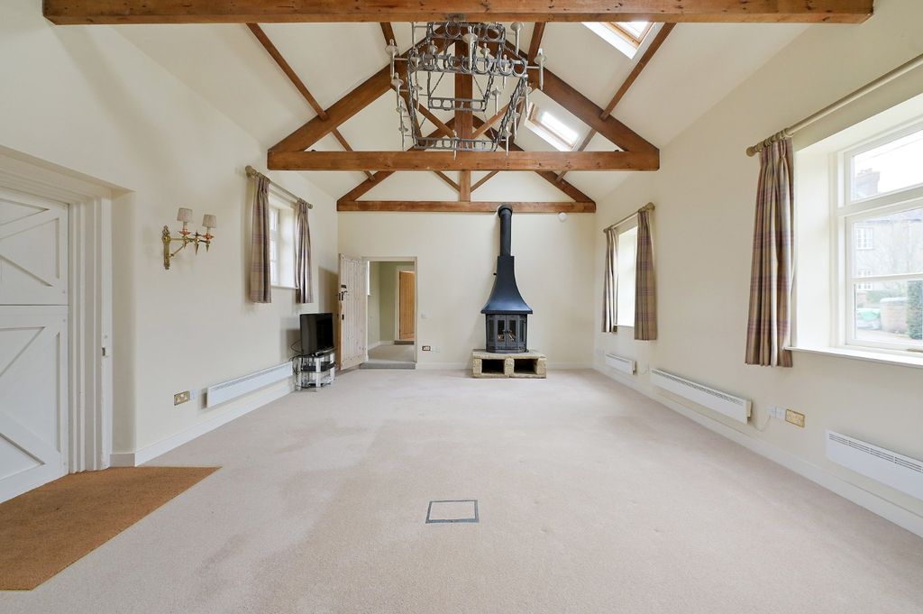 Property photo 2 of 9 Picture No. 01