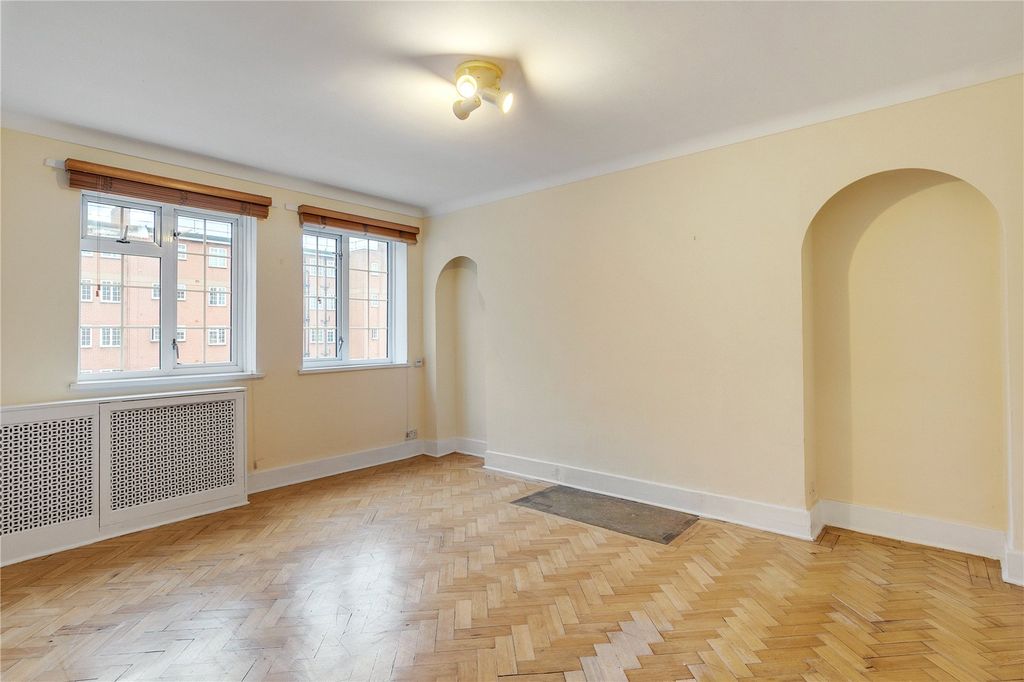 Property photo 2 of 11 Picture No. 08