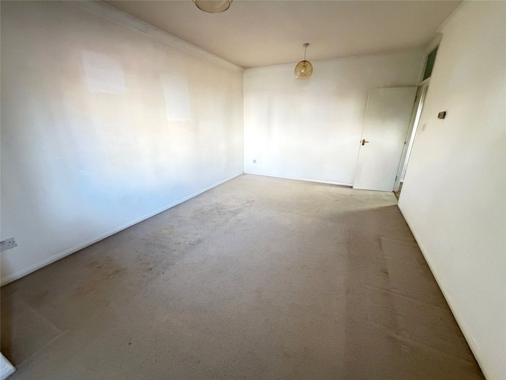 Property photo 3 of 10 Picture No. 28