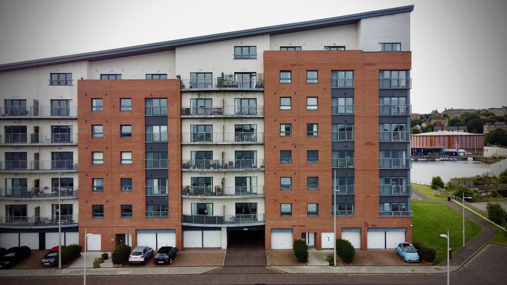 Additional image 5 of 2 bed flat for saleGourlay Yard, Dundee DD1