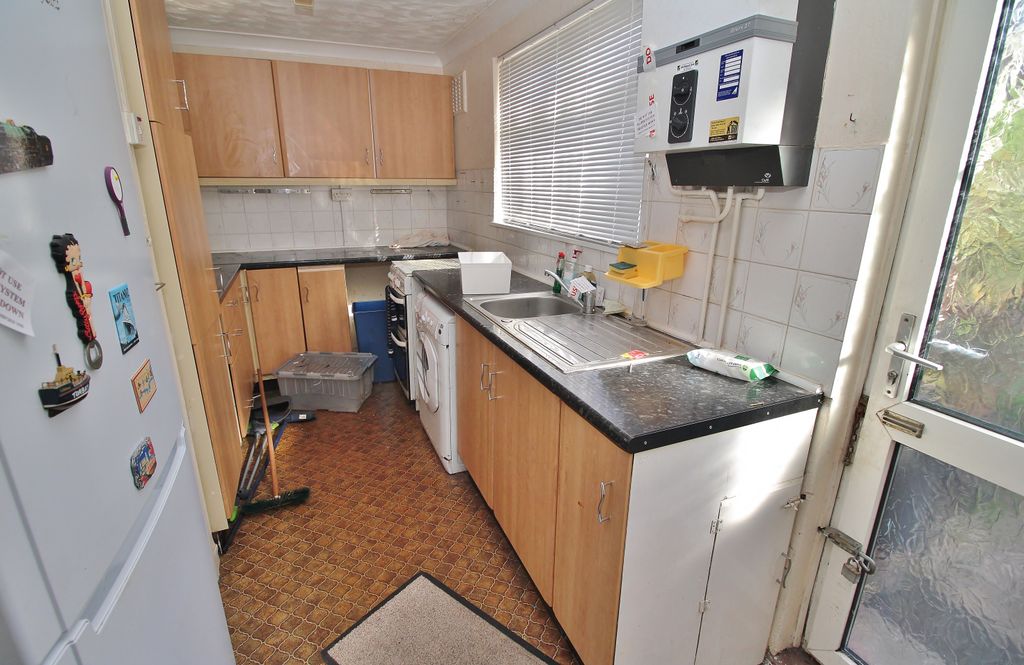 Property photo 3 of 13