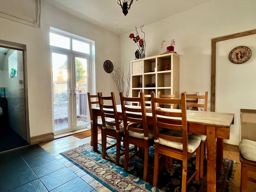 Property photo 3 of 6 Img_7599