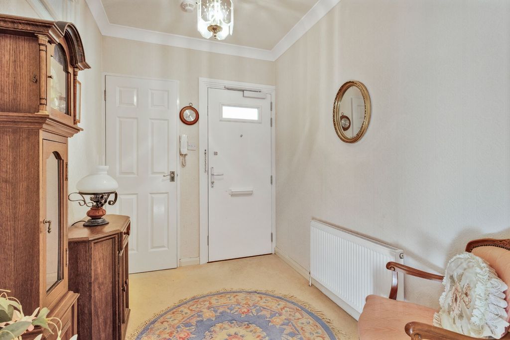 Property photo 2 of 13 Photo 3